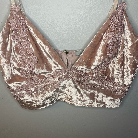 Tops - Velvet crop tank